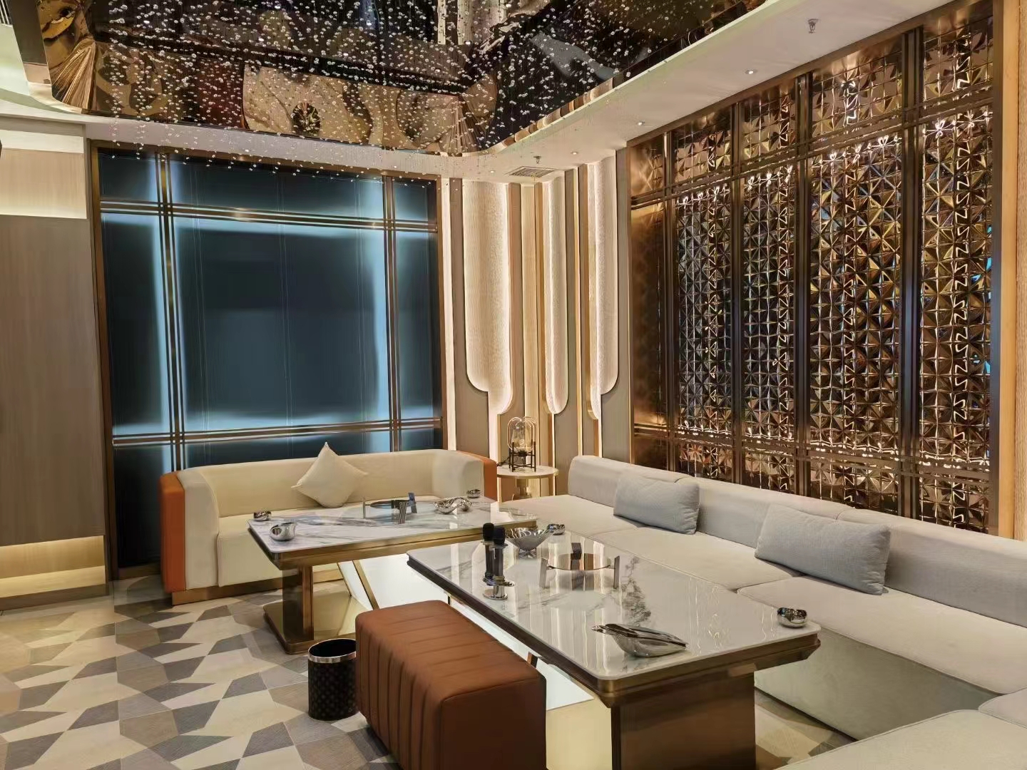 1694790211717697.jpg 24a1d4f974a0118c510aced450001be.jpg